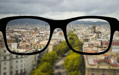 登上热搜！近视度数不断增加或致盲，近视的人有点慌~~